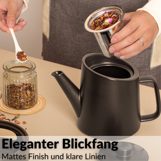 Teekanne mit Stövchen